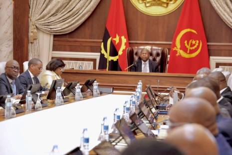 Governo angolano propõe Orçamento do Estado para 2026 4,7% abaixo do atual