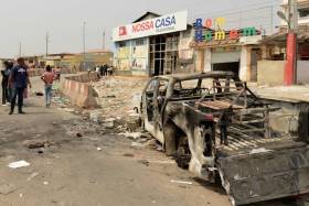 Governo disponibiliza linha de crédito de 55 milhões de dólares para apoiar empresas vandalizadas