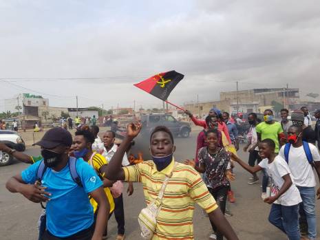 Vitória magra do MPLA mantém elevado o risco de protestos dos jovens - Fitch