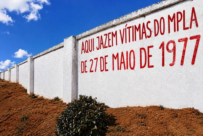 Associação M27 pede esclarecimentos sobre vala comum em Luanda e respeito pelas vítimas