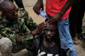 Um morto e mais de 30 feridos no funeral do músico "Nagrelha" em Luanda