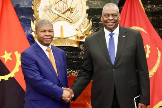 Angola e EUA estabelecem prioridades na cooperação em matéria de defesa - EUA