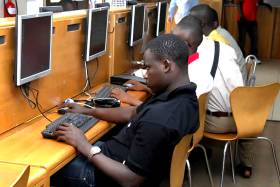 Liberdade na Internet em Angola continua limitada diz estudo