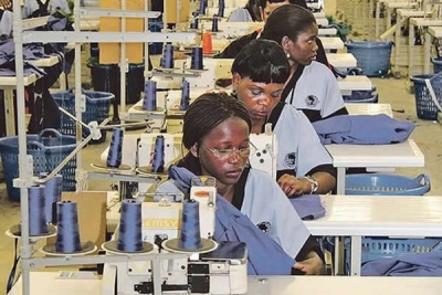 Confederação Sindical defende &quot;revisão urgente&quot; da Lei Geral do Trabalho de Angola