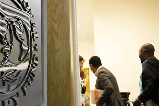 Missão do FMI vê pressões financeiras elevadas e crescimento económico modesto em Angola