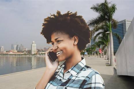Angola ultrapassa os 28 milhões de utilizadores de telemóveis e os 18 milhões de internautas – Governo