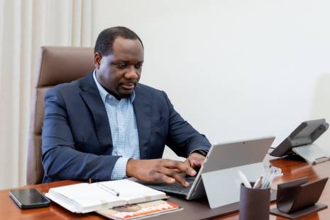 Rafael Massanga Savimbi formaliza terça-feira pré-candidatura à presidência da UNITA