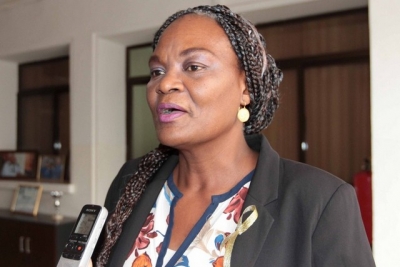 Nova bastonária deve fiscalizar novos médicos