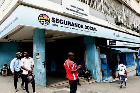 Governo  aprova aumento das pensões em 10% para repor poder de compra