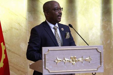 MPLA diz que manifestações &quot;não geram empregos&quot; e pede paciência a famílias