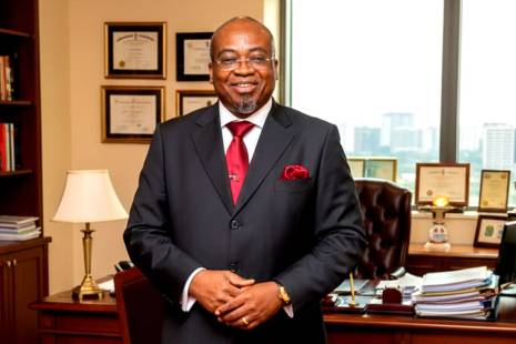 Empresário angolano admite ter criado empresa sob suspeita a pedido da família de Álvaro Sobrinho