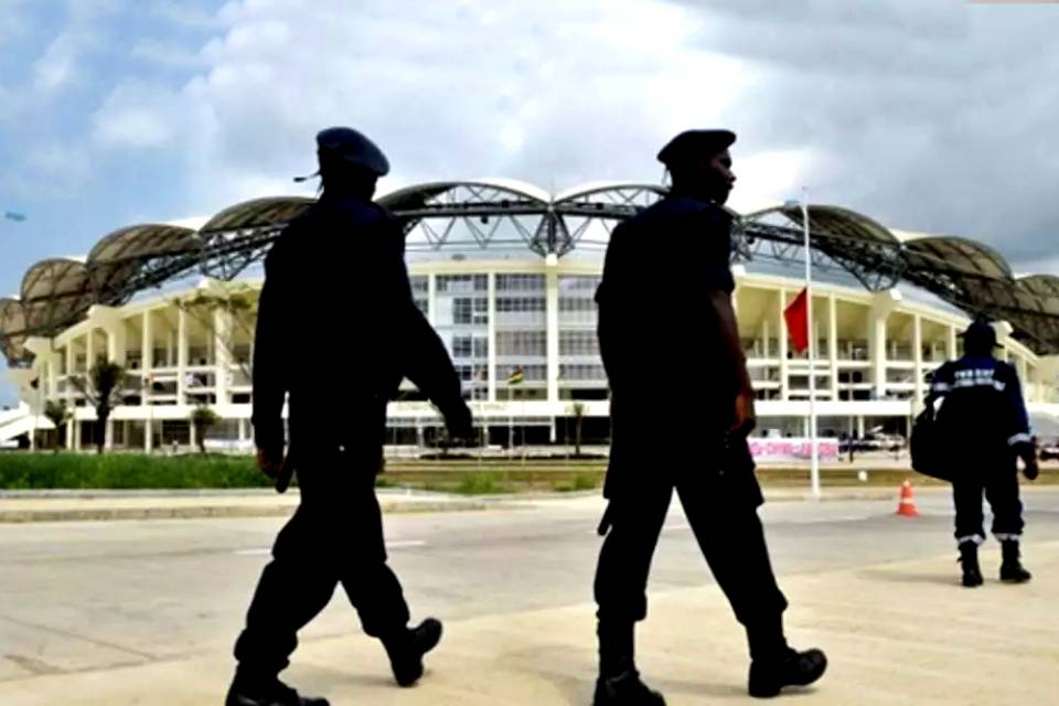 Polícia angolana assegura condições para particular entre Angola e Argentina