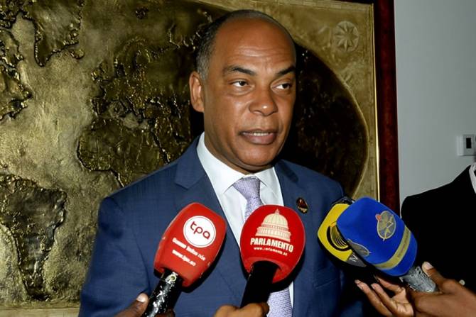 UNITA nota ausência do Governo no Congresso da Reconciliação e diz que Angola não está reconciliada