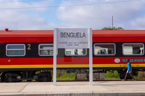 Greve no CFB suspensa a pedido do governador de Benguela