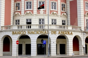 Banco Nacional de Angola manda fechar dois bancos comerciais angolanos