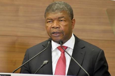 Presidente angolano afasta chineses da mina de Catoca e nacionaliza participações