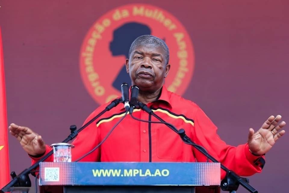 João Lourenço considera “distracção” militantes que querem candidatar-se à liderança do MPLA