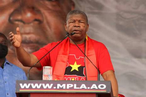 Eleições 2022: MPLA vence com 51%, UNITA com 44% - resultados definitivos