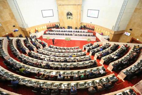 Parlamento angolano passa a interpelar governantes