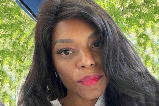 Tchizé dos Santos vai recorrer da decisão de entregar corpo do pai à ex-mulher - advogada