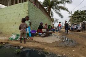 Aumento do combustível e carência alimentar agravam desigualdades sociais em Angola