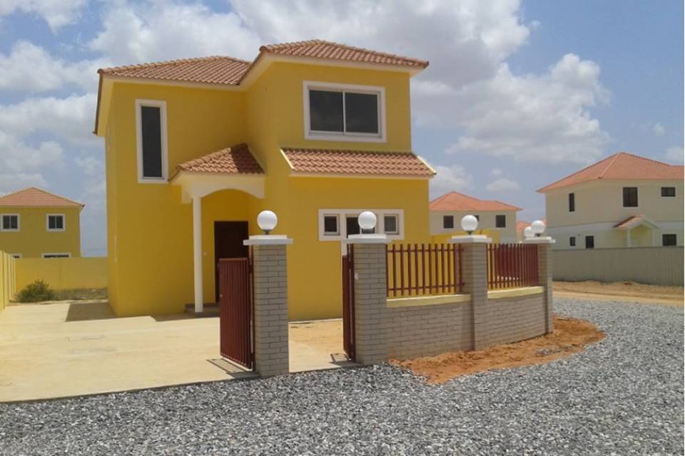 João Lourenço autoriza construção de 200 casas por 200 milhões de kwanzas cada no Moxico Leste