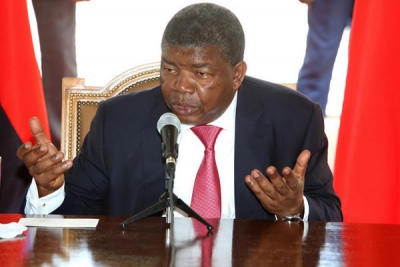 Líder do MPLA quer punir "comportamentos reprováveis" de dirigentes e eleitos nas redes sociais