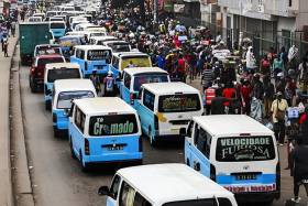 ONG angolanas dizem que aumento do preço dos combustíveis agrava desigualdades sociais