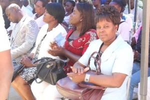 Enfermeiros de Luanda mantém protesto nas consultas e não descartam greve