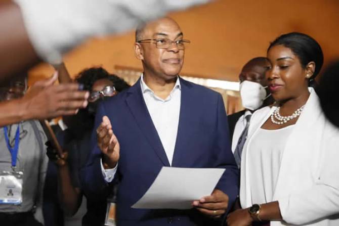 UNITA condena “atos de intolerância política” e acusa regime de criar clima de medo