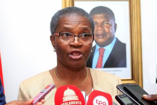 Presidente do Tribunal de Contas renuncia ao cargo depois ter sido constituida arguida