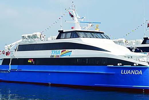 Ligação marítima entre Luanda e Cabinda retomada para o reforço da mobilidade