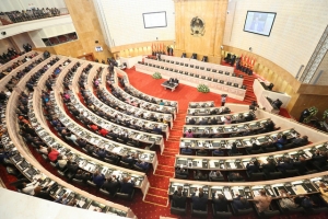 Parlamento aprova por unanimidade proposta de lei da concorrência