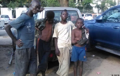 Viver nas ruas é realidade para centenas de crianças em Luanda
