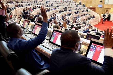 Proposta de OGE 2023 aprovada na generalidade com votos a favor do MPLA e do PHA