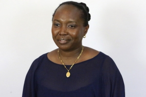 Ministra da Saúde exonera administrações dos hospitais Josina Machel e Américo Boavida