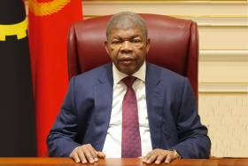 João Lourenço condena vandalismo e diz que autores da "ação criminosa" saíram derrotados