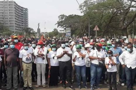 UNITA junta milhares de pessoas nas ruas de Luanda por eleições justas e transparentes em 2022