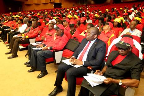 Membro do MPLA retira pedido de impugnação no Tribunal Constitucional