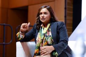 Isabel dos Santos nega estar em fuga e diz que o MPLA &quot;tornou-se um partido corrupto&quot;