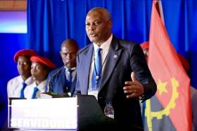 PRA-JA Servir Angola sai da Frente Patriótica Unida e avança sozinho nas eleições de 2027