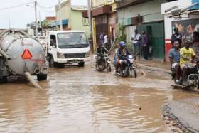 Chuvas torrenciais voltam a provocar o caos em Luanda e sete mortos