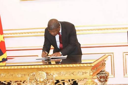 João Lourenço aprova acordos de financiamento de 420 milhões de euros para combater seca severa