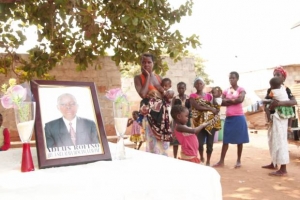 PGR angolana continua a investigar morte de menor na sequência de demolições