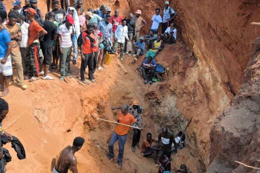 Autoridades investigam desabamento mortal em mina de ouro no Bengo
