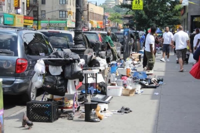 Mugabe: Herança económica põe Zimbabué à beira da primeira recessão desde 2008